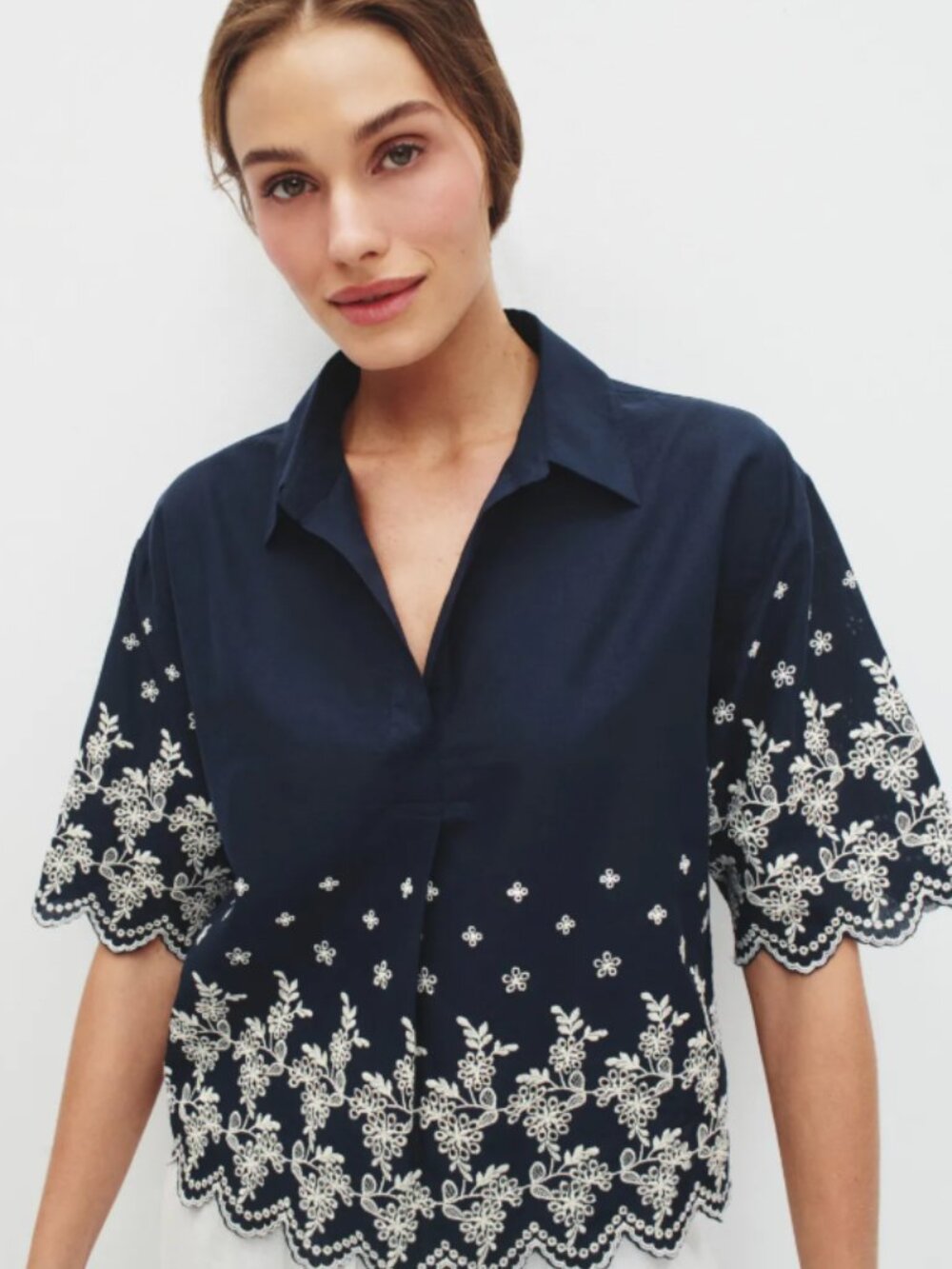 RTR-132 CeCe Scalloped Top